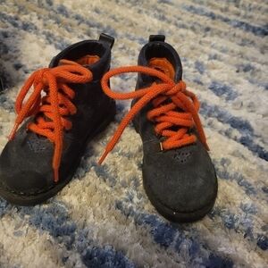 Baby Gap boots like new size 5C